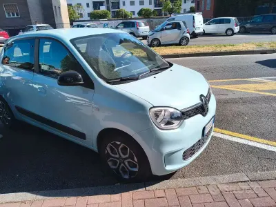 Usata Renault Twingo 30 kW (42 CV) 2024 Utilitaria