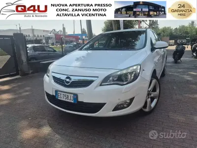 Occasion Opel Astra Cosmo 180 ch (132 kW) 2010 Blanc Berline