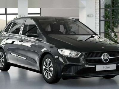 Nero Nuova 2025 Mercedes B180 Monovolume | 31.900 €