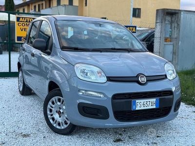 Usata Fiat Panda Lounge 69 CV (50 kW) 2018 Grigio Utilitaria