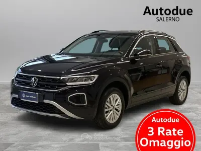Usata VW T-Roc Life 116 CV (85 kW) 2024 Deep black perlato SUV