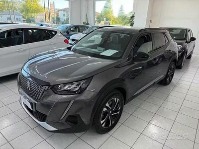 Usata Peugeot 2008 Allure 131 CV (96 kW) 2022 Grigio(met.) SUV