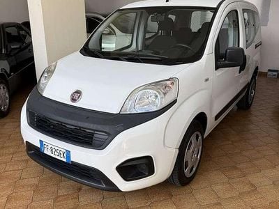 Usata Fiat Qubo Dynamic 80 CV (58 kW) 2016 Bianco Monovolume