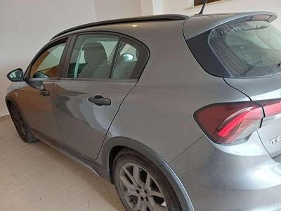 Usata Fiat Tipo Cross 101 CV (74 kW) 2021 Berlina