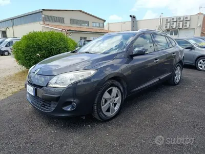 Usata Renault Mégane GrandTour Dynamique 110 CV (80 kW) 2010 Nero Station wagon