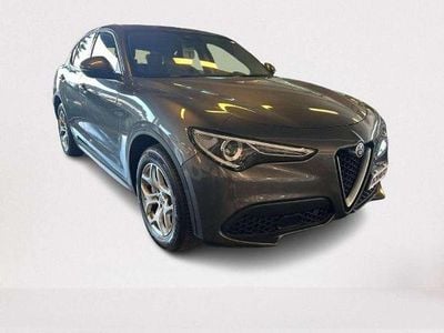 Usata Alfa Romeo Stelvio Super 160 CV (117 kW) 2020 Grigio scuro SUV