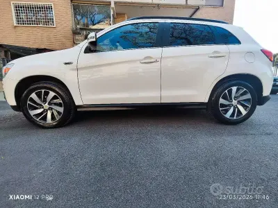 Usata Mitsubishi ASX 117 CV (86 kW) 2015 Bianco SUV