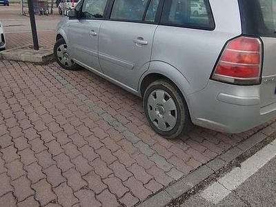Usata Opel Zafira 97 CV (71 kW) 2007 Monovolume