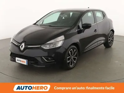 Usado Renault Clio IV Collection 90 CV (66 kW) 2019 Negro Berlina