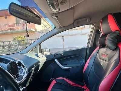 Usata Ford Fiesta 97 CV (71 kW) 2009 Nero Berlina