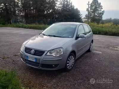 Brugt VW Polo 54 HK (39 kW) 2006 Grå Hatchback