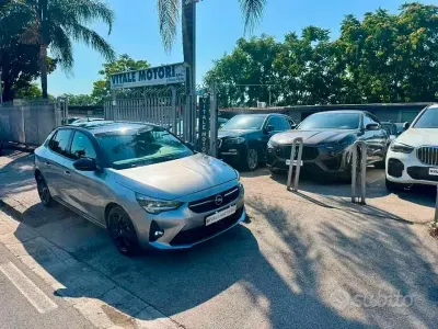Usata Opel Corsa Elegance 101 CV (74 kW) 2021 Grigio Utilitaria