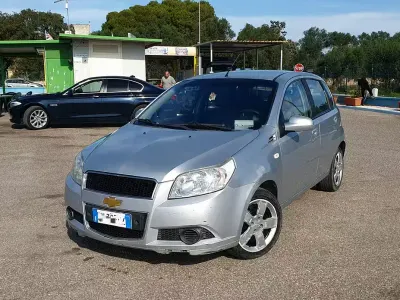 Usata Chevrolet Aveo 84 CV (61 kW) 2009 Grigio Utilitaria