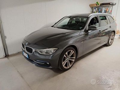 Usata BMW 320 Sport Line 190 CV (139 kW) 2017 Station wagon