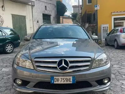 Usata Mercedes C220 Avantgarde 170 CV (125 kW) 2010 Grigio Station wagon