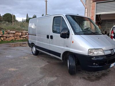 Usata Peugeot Boxer 128 CV (94 kW) 2004 Argento Furgone