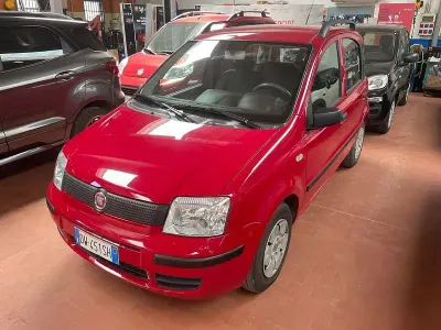 Usata Fiat Panda Active 54 CV (39 kW) 2009 Rosso Utilitaria