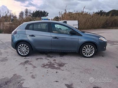 Usata Fiat Bravo Emotion 120 CV (88 kW) 2008 Blu Utilitaria