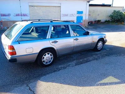 Usata Mercedes 250 90 CV (66 kW) 1991 Grigio Station wagon