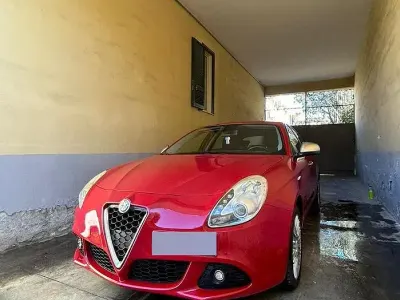 Usata Alfa Romeo Giulietta Distinctive 170 CV (125 kW) 2011 Utilitaria