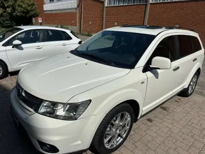 Usata Fiat Freemont 140 CV (102 kW) 2012 Bianco SUV