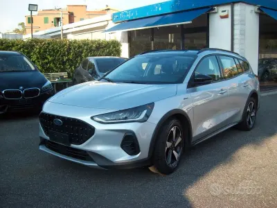 Usata Ford Focus Active 115 CV (84 kW) 2023 Grigio Station wagon
