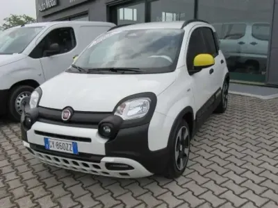 Usata Fiat Panda Cross Cross 69 CV (50 kW) 2025 Bianco Utilitaria