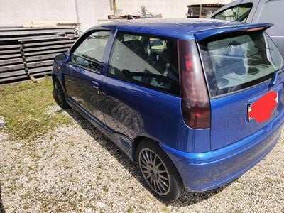 Usata Fiat Punto 133 CV (97 kW) 1994 Berlina