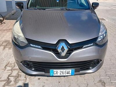 Usata Renault Clio IV 75 CV (55 kW) 2015 Grigio Berlina
