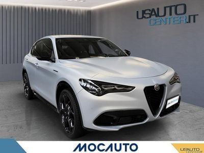 Usata Alfa Romeo Stelvio Competizione 210 CV (154 kW) 2023 Colore grig chiaro SUV
