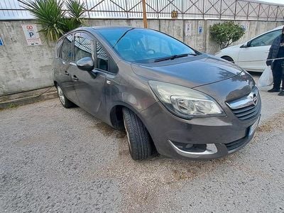 Usata Opel Meriva 120 CV (88 kW) 2013 Grigio Monovolume