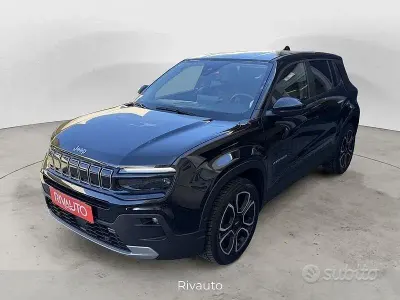 Begagnad Jeep Avenger Summit 101 HK (74 kW) 2023 Svart SUV