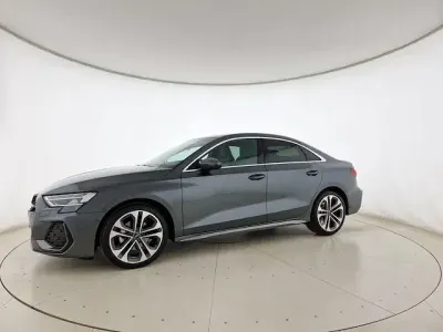 Gebraucht Audi A3 S-Line 150 PS (110 kW) 2024 Grau Limousine