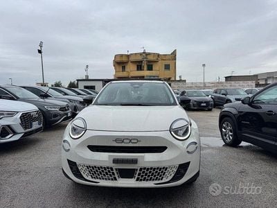 Nuova Fiat 600 Icon 145 CV (106 kW) 2025 Bianco SUV