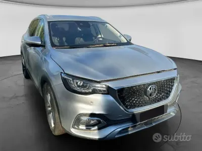 Usata MG HS Luxury 162 CV (119 kW) 2023 Argento SUV