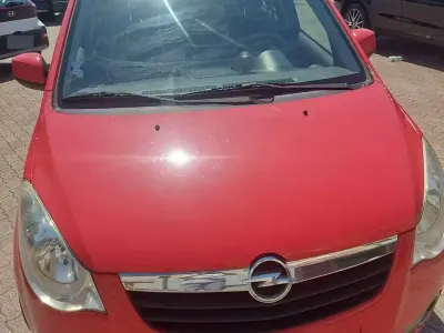 Usata Opel Agila 86 CV (63 kW) 2008 Rosso Utilitaria