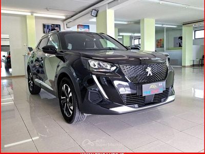 Nero Usata 2023 Peugeot 2008 Allure SUV | 17.900 € (Buon prezzo)
