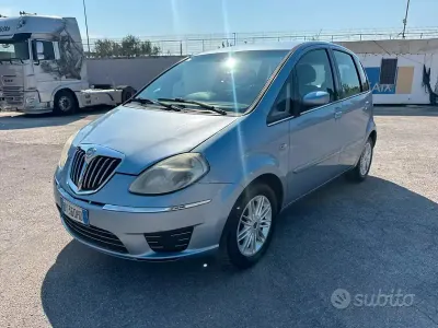 Usata Lancia Musa 90 CV (66 kW) 2009 Bluazzurro Monovolume