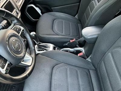 Usata Jeep Renegade 140 CV (102 kW) 2016 Giallo SUV