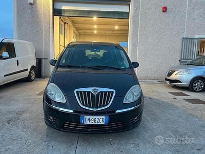 Nero Usata 2012 Lancia Musa Gold Monovolume | 6000 € (Cara)
