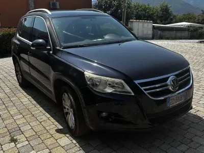 Usata VW Tiguan Trendline 140 CV (102 kW) 2010 Nero SUV