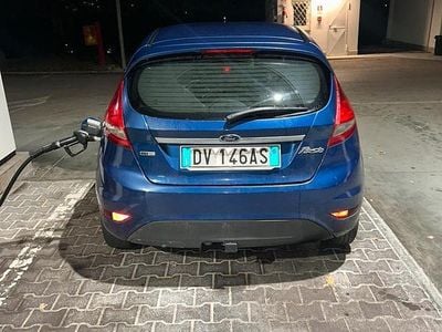 Gebraucht Ford Fiesta 90 PS (66 kW) 2008 Limousine