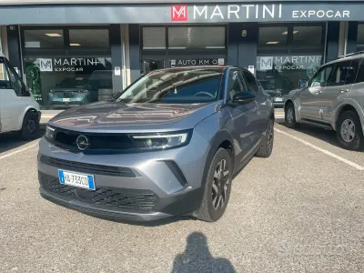 Usata Opel Mokka 101 CV (74 kW) 2024 Grigio SUV