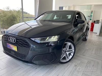 Usata Audi A3 Sport 116 CV (85 kW) 2022 Grigio Berlina