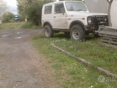 Suzuki Samurai