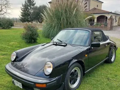 Usata Porsche 911 Carrera Cabriolet 231 CV (169 kW) 1988 Cabrio
