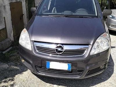 Usata Opel Zafira Cosmo 140 CV (102 kW) 2010 Grigio Monovolume