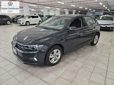 Usata VW Polo Comfortline 95 CV (69 kW) 2019 Grigio Utilitaria