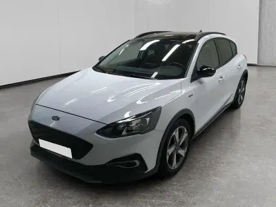 Usata Ford Focus Active 125 CV (91 kW) 2020 Bianco SUV
