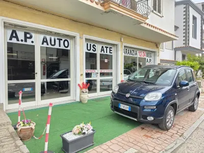 Gebraucht Fiat Panda 4x4 S 75 PS (55 kW) 2014 Blau Kleinwagen